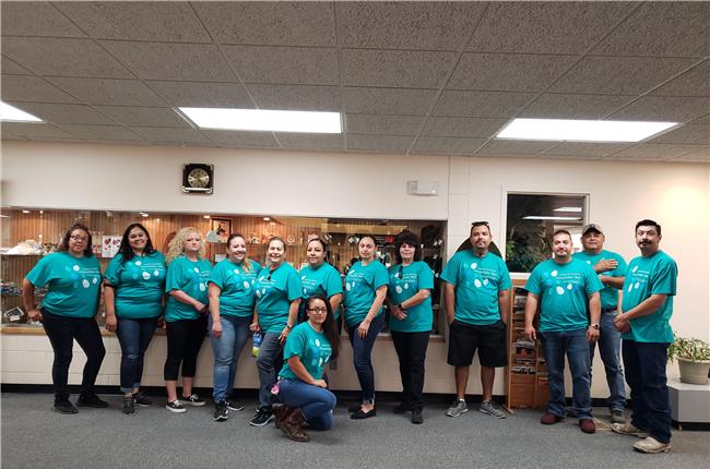 JL Gray Properties Participate In the Apartment Association of New Mexico Volunteer Day